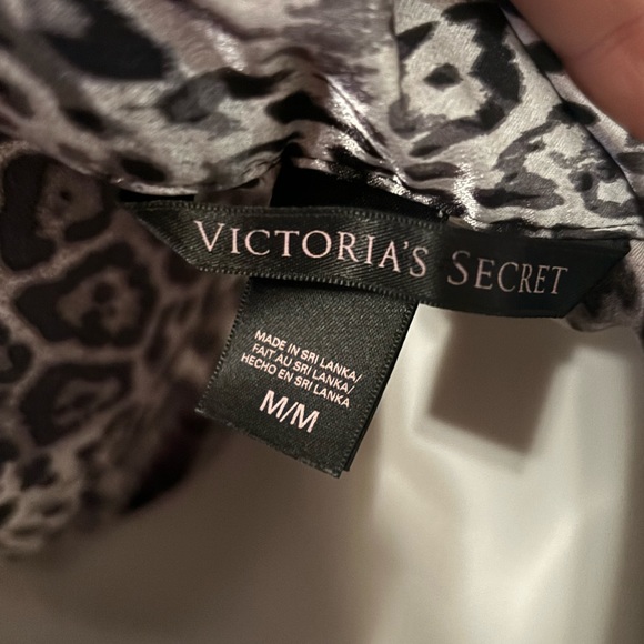 Victoria’s Secret cheetah print pj set - Picture 3 of 6